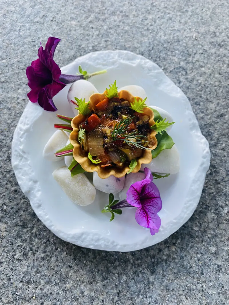 Seasonal vegetable tartlet